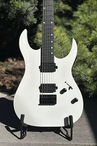 Spira S-400 MWH Электрогитара.