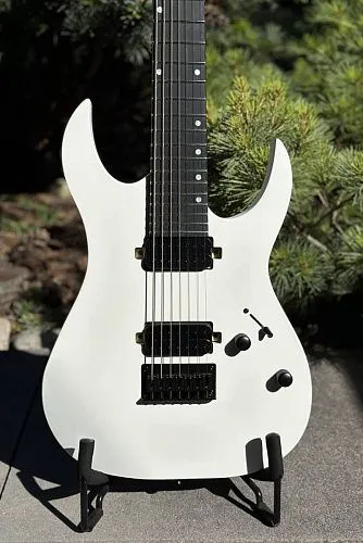 Spira S-407 MWH Электрогитара 7-ми струнная.