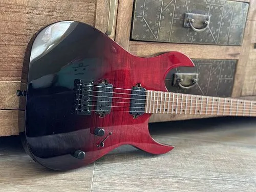 Spira S-450 TRD Электрогитара.