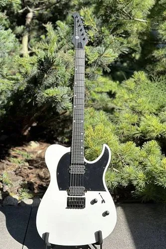 Spira T-400 MWH Электрогитара.