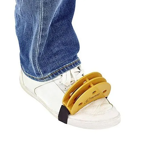 Ortega OGFT Тамбурин на ногу.