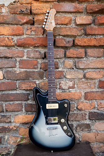 JET JJ-350 Baritone Moonburst Электрогитара баритон.