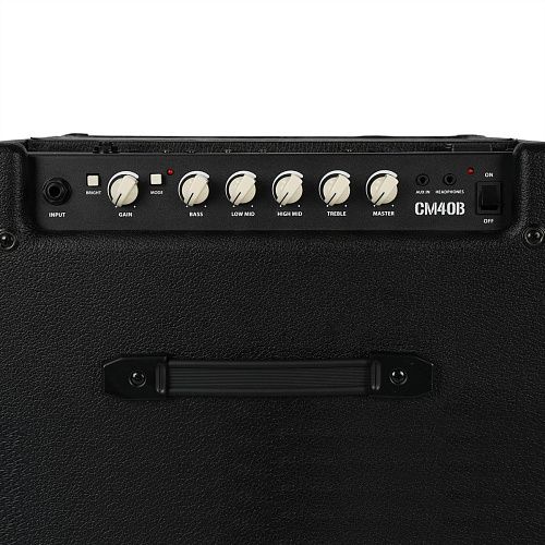Cort CM40B-EU CM Series Басовый комбоусилитель.
