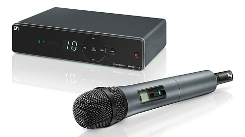 Sennheiser XSW 1-825-B Вокальная радиосистема с ручным передатчиком.