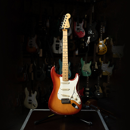 Fender American Professional Stratocaster Sienna Sunburst 2017 USA Электрогитара.