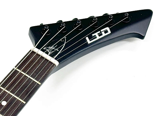 ESP LTD James Hetfield Signature Snakebyte Black Satin Электрогитара.